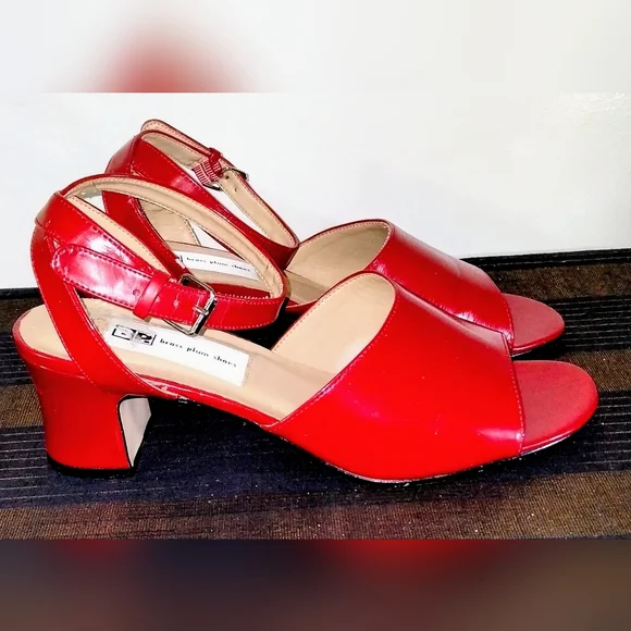 Brass Plum Shoes Authentic Red Patent Leather Sandals w Ankle Strap 